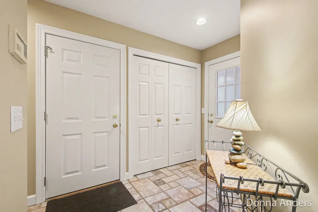 17517 Park Place Circle Ferrysburg City MI 49456
