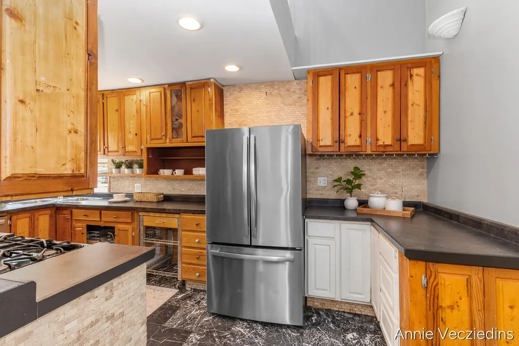 262 Hollister Avenue SE Grand Rapids City MI 49506