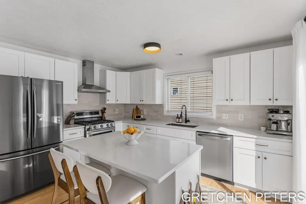 3284 Crystal Valley Court Holland Charter Township MI 49424