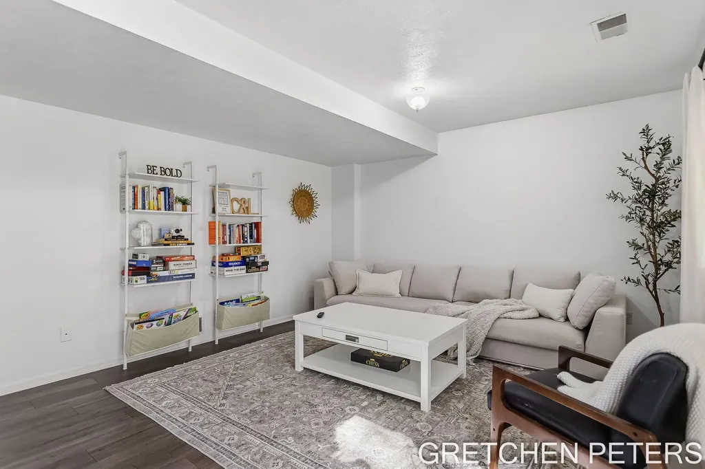 3284 Crystal Valley Court Holland Charter Township MI 49424