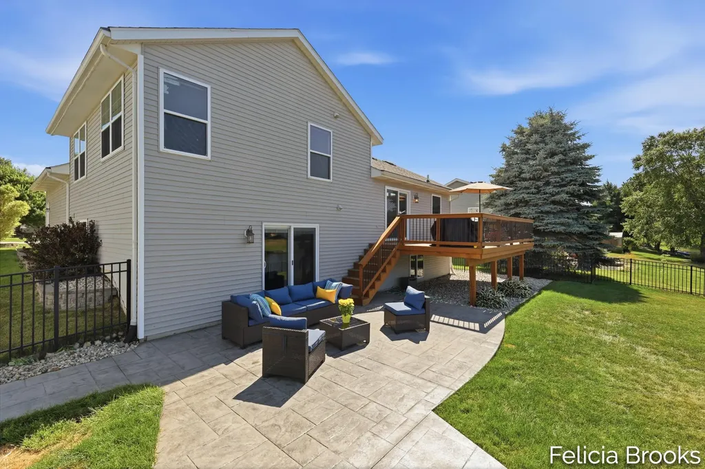 5417 Jordan Street Allendale Charter Township MI 49401