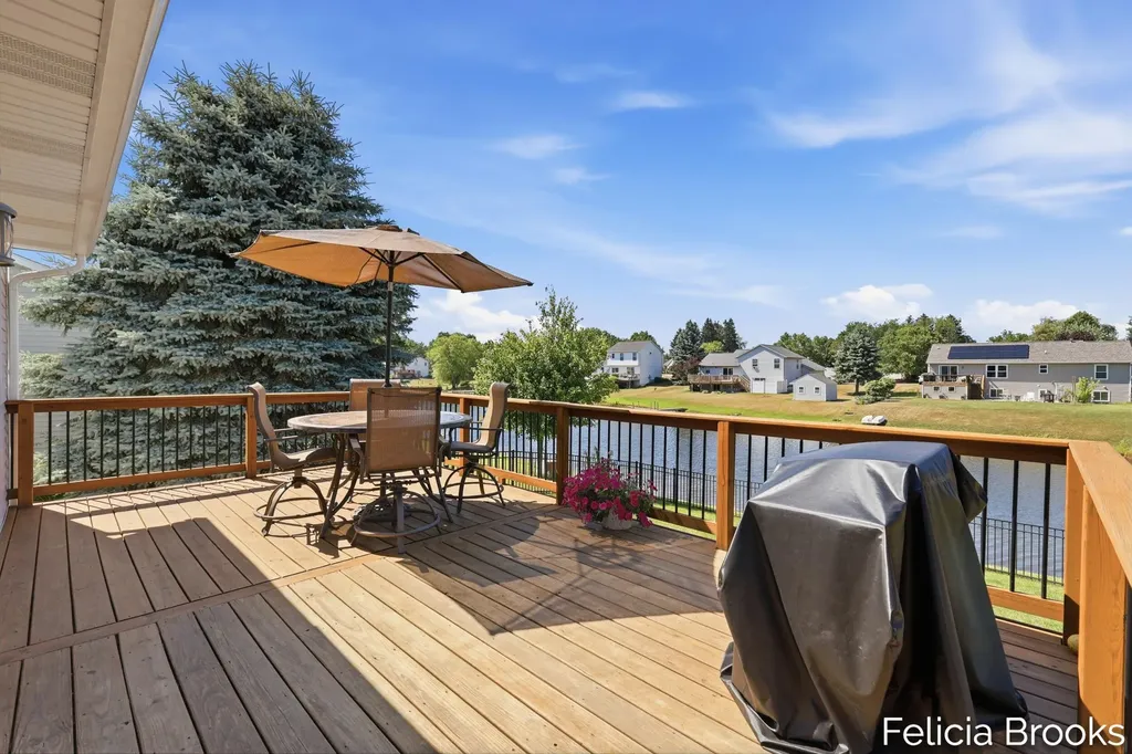 5417 Jordan Street Allendale Charter Township MI 49401