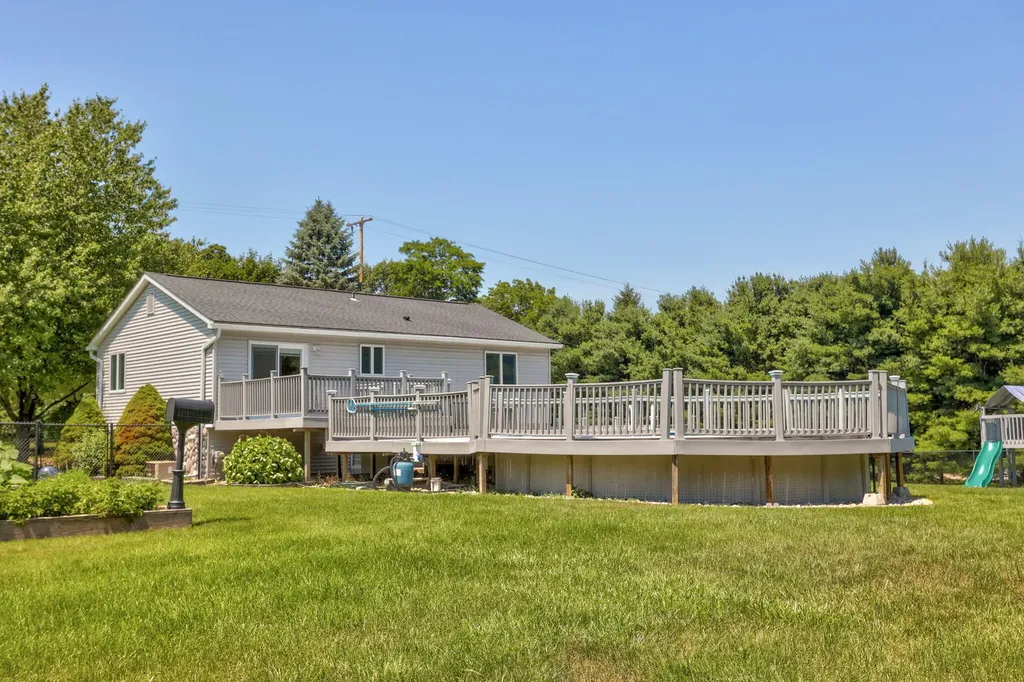 9280 Denton Hill Road Tyrone Township MI 48430