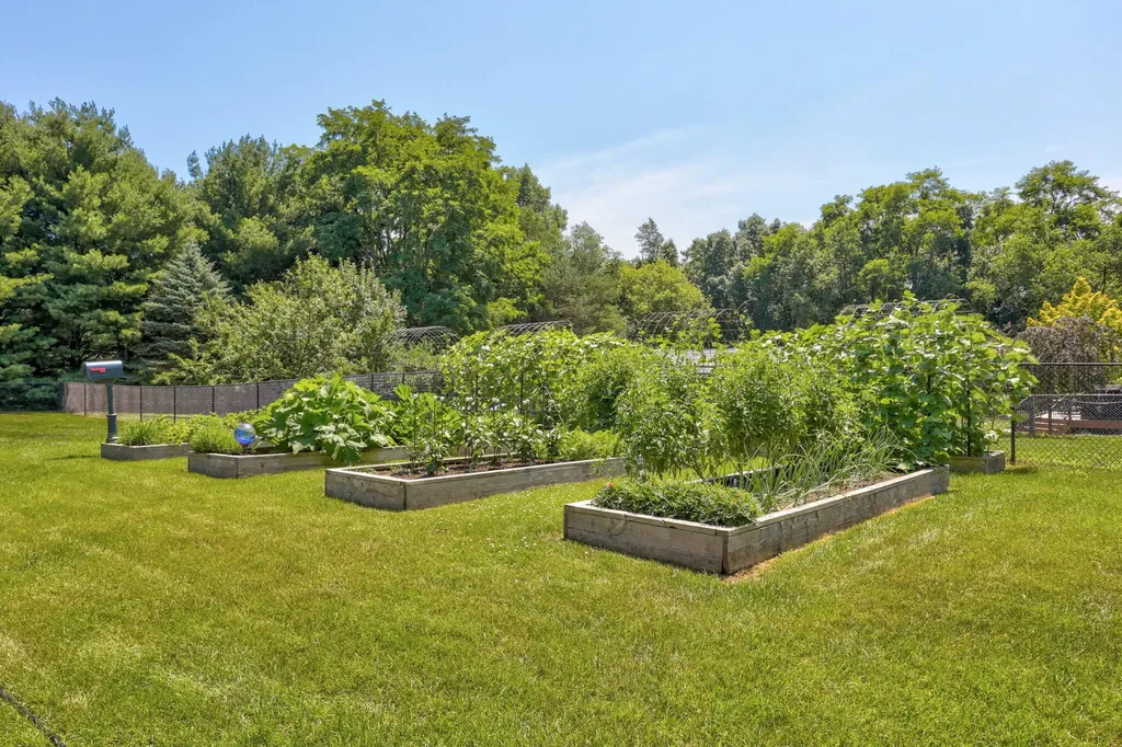 9280 Denton Hill Road Tyrone Township MI 48430