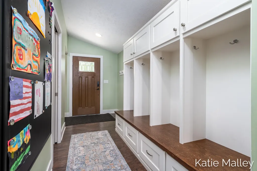 7353 Davies Drive NE Cannon Township MI 49341