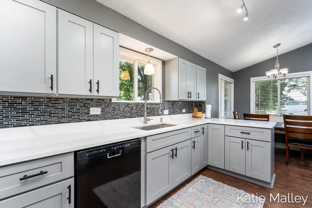 7353 Davies Drive NE Cannon Township MI 49341