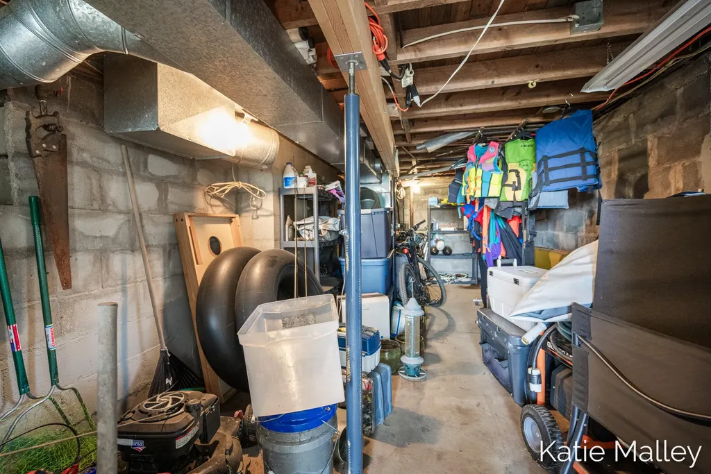7353 Davies Drive NE Cannon Township MI 49341