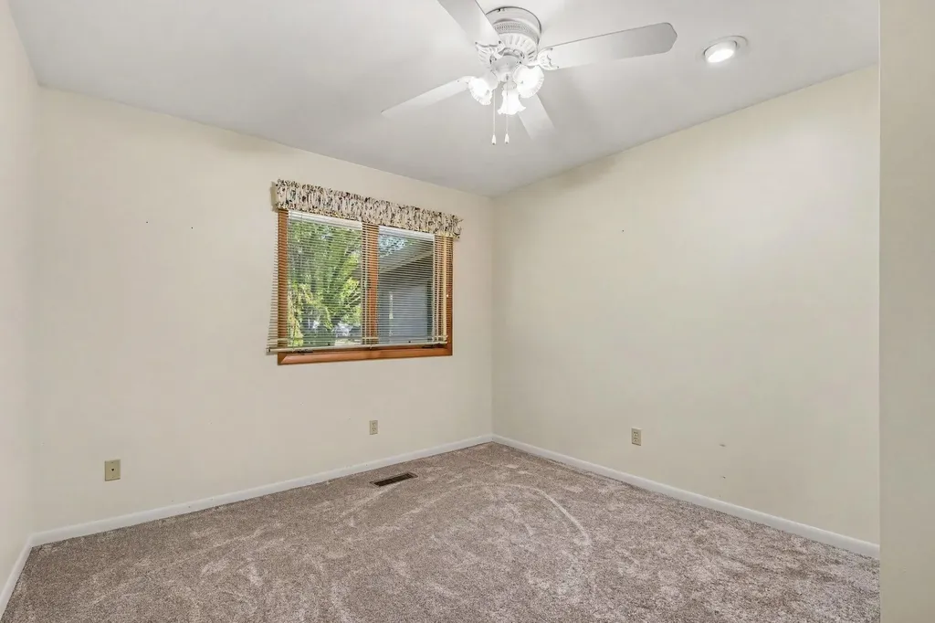 2779 Mulford Drive SE Grand Rapids City MI 49546