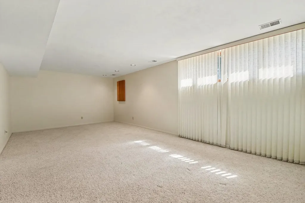 2779 Mulford Drive SE Grand Rapids City MI 49546