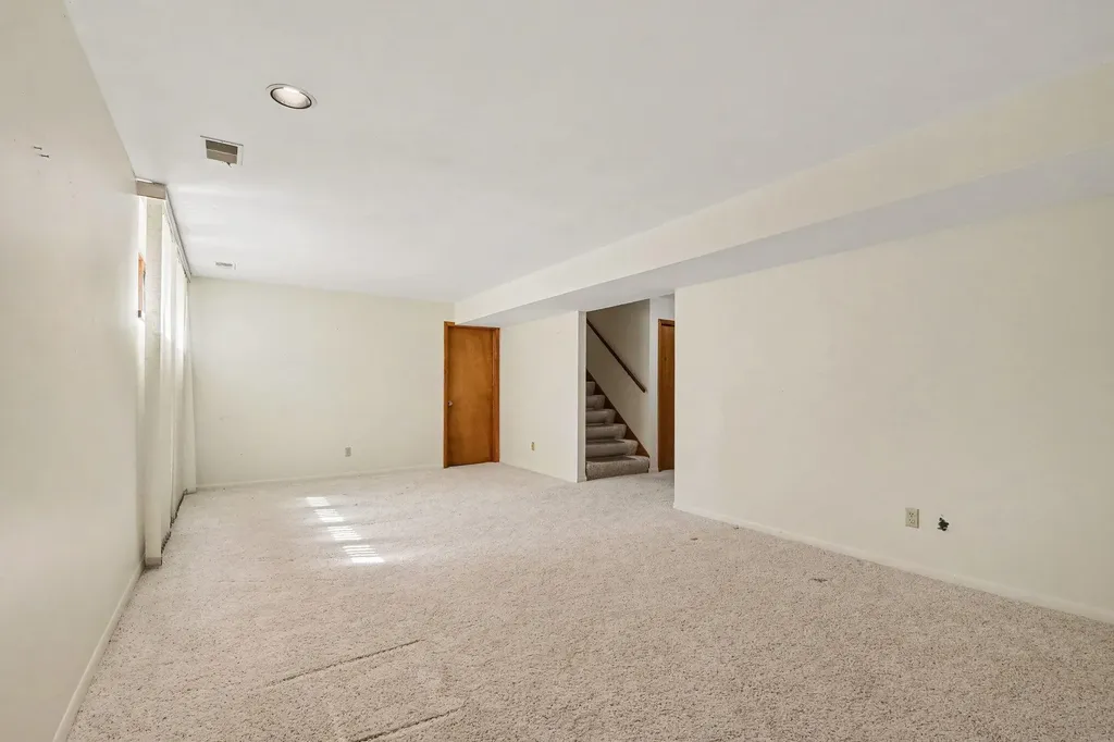 2779 Mulford Drive SE Grand Rapids City MI 49546