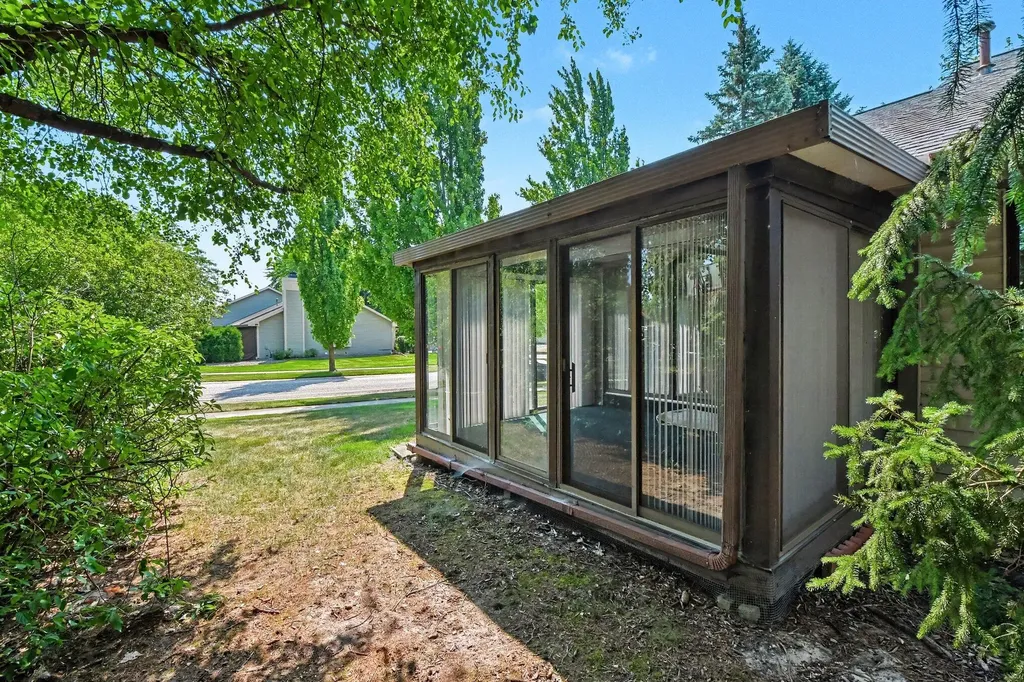 2779 Mulford Drive SE Grand Rapids City MI 49546
