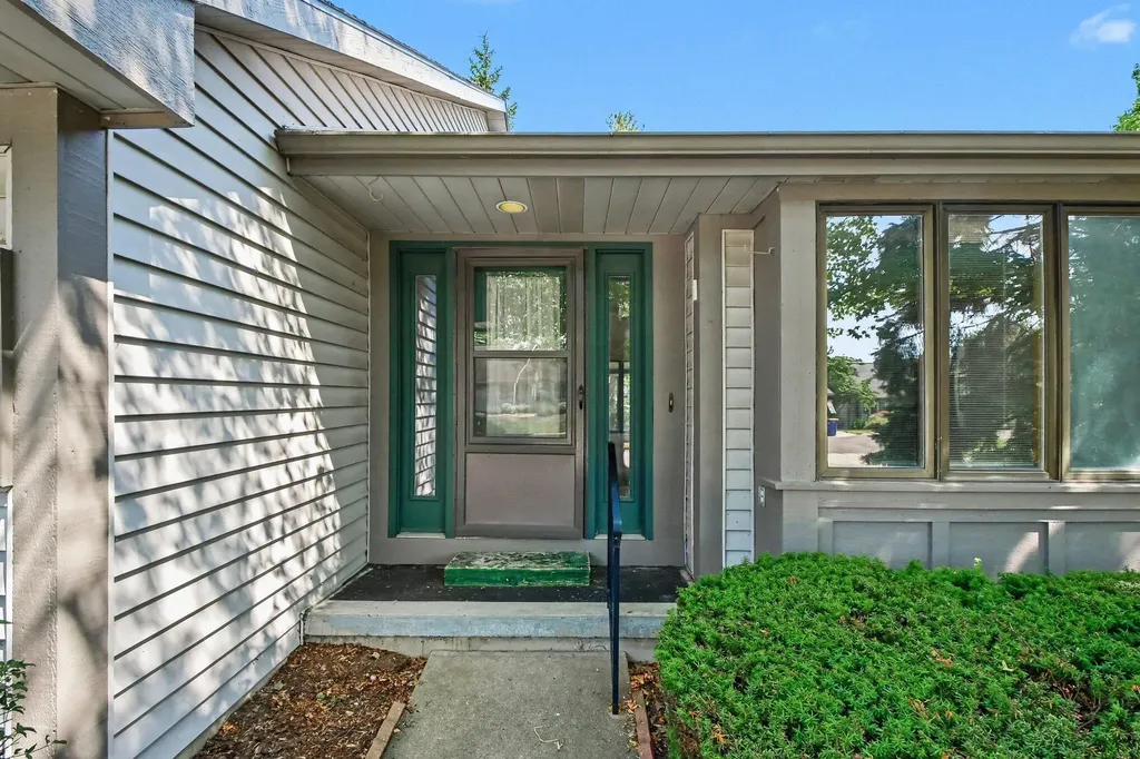 2779 Mulford Drive SE Grand Rapids City MI 49546
