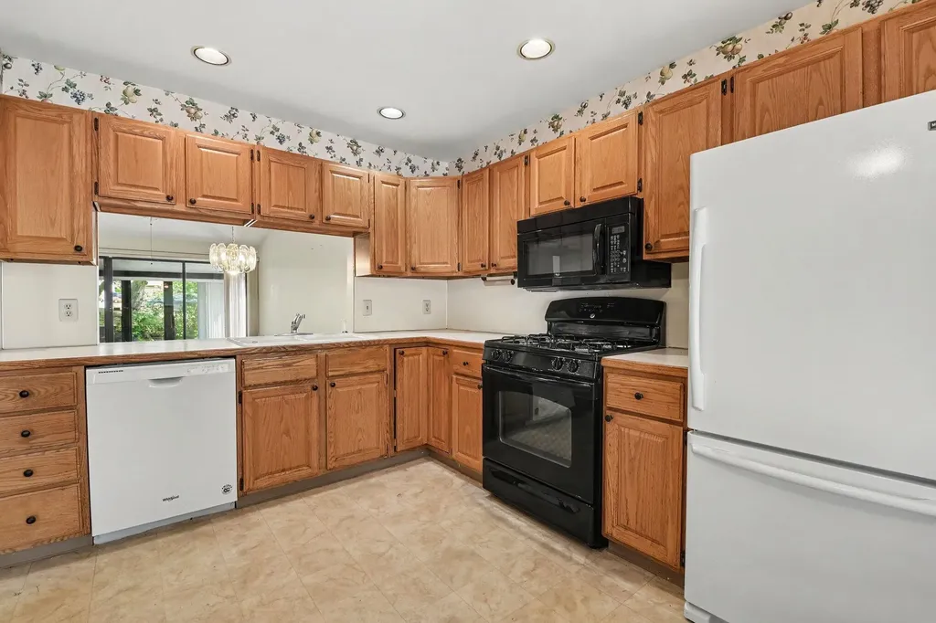 2779 Mulford Drive SE Grand Rapids City MI 49546