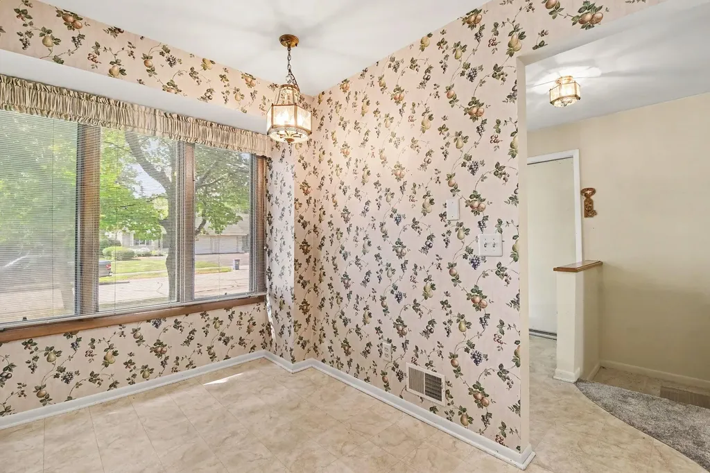 2779 Mulford Drive SE Grand Rapids City MI 49546