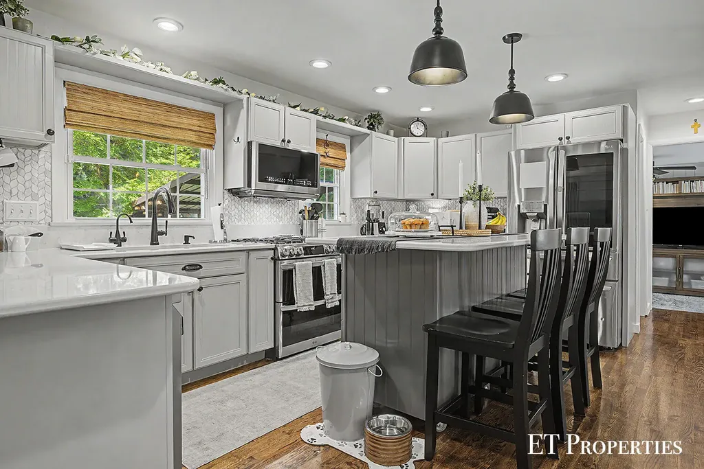 6645 Checkerberry Lane NE Plainfield Charter Township MI 49341