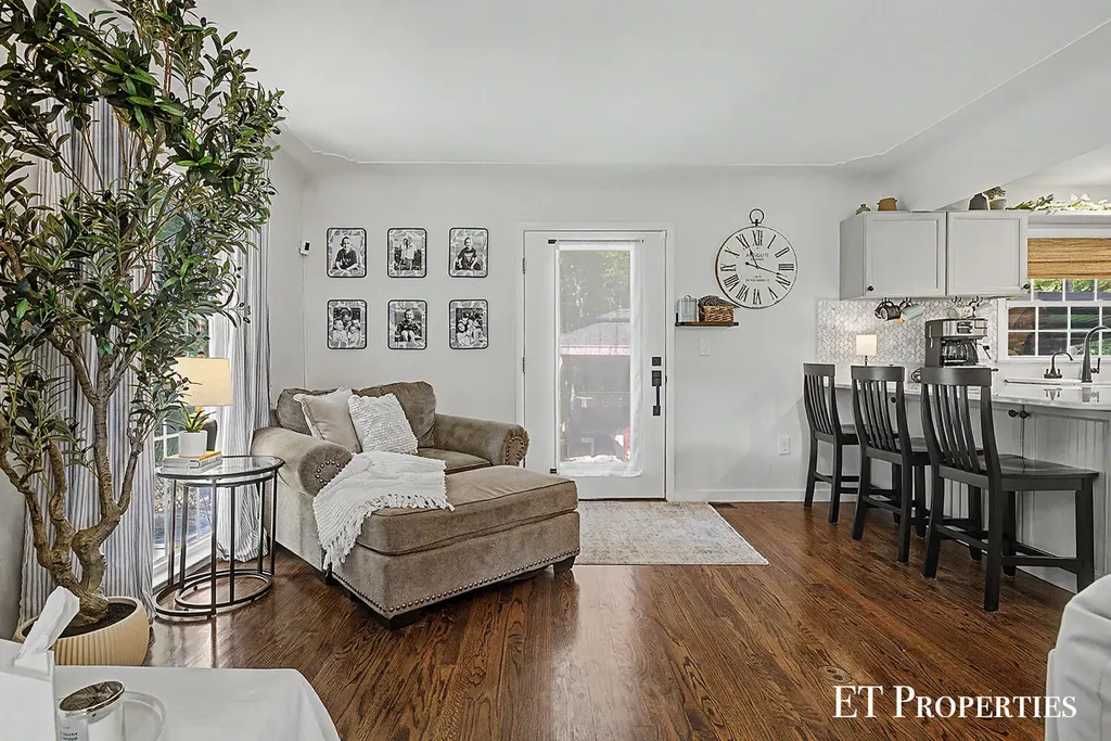 6645 Checkerberry Lane NE Plainfield Charter Township MI 49341