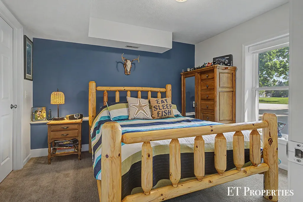 6645 Checkerberry Lane NE Plainfield Charter Township MI 49341