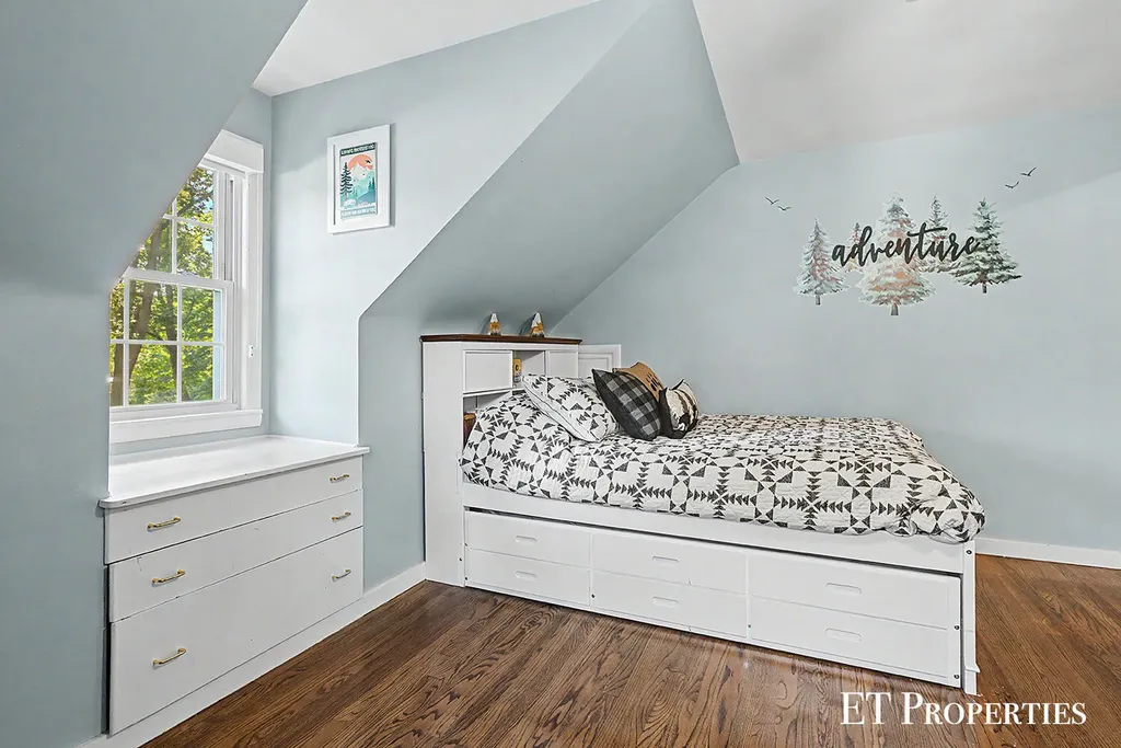6645 Checkerberry Lane NE Plainfield Charter Township MI 49341