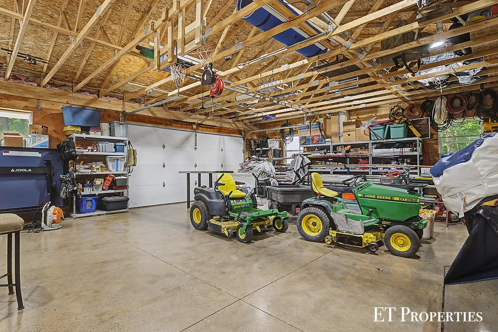 6645 Checkerberry Lane NE Plainfield Charter Township MI 49341