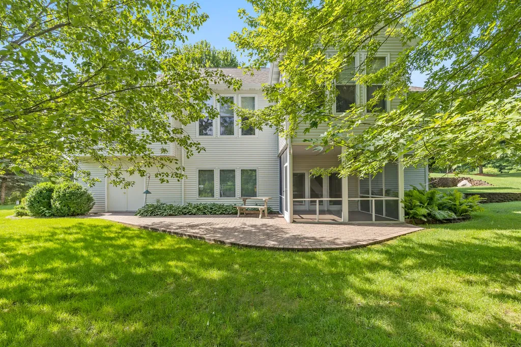 711 Cedar Pines Drive NE Algoma Township MI 49345