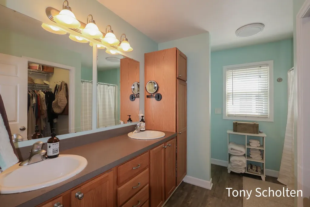 4523 Lytham Drive Georgetown Charter Township MI 49426