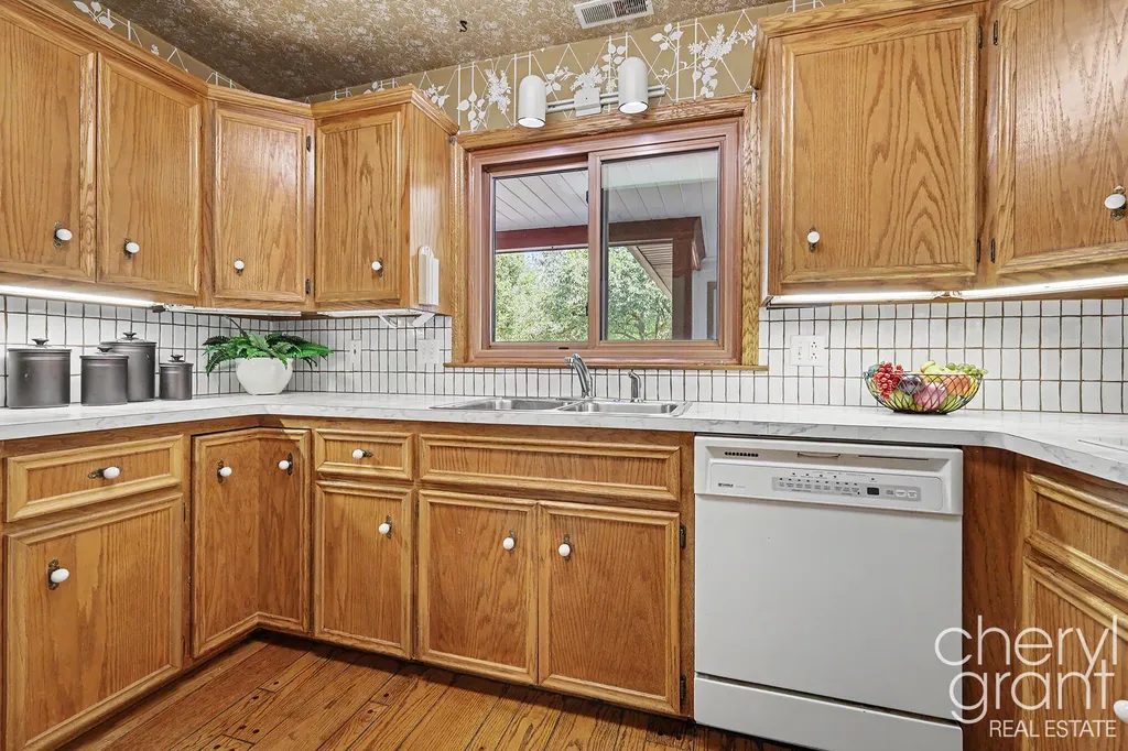 3052 Bonita Drive SE Grand Rapids City MI 49508