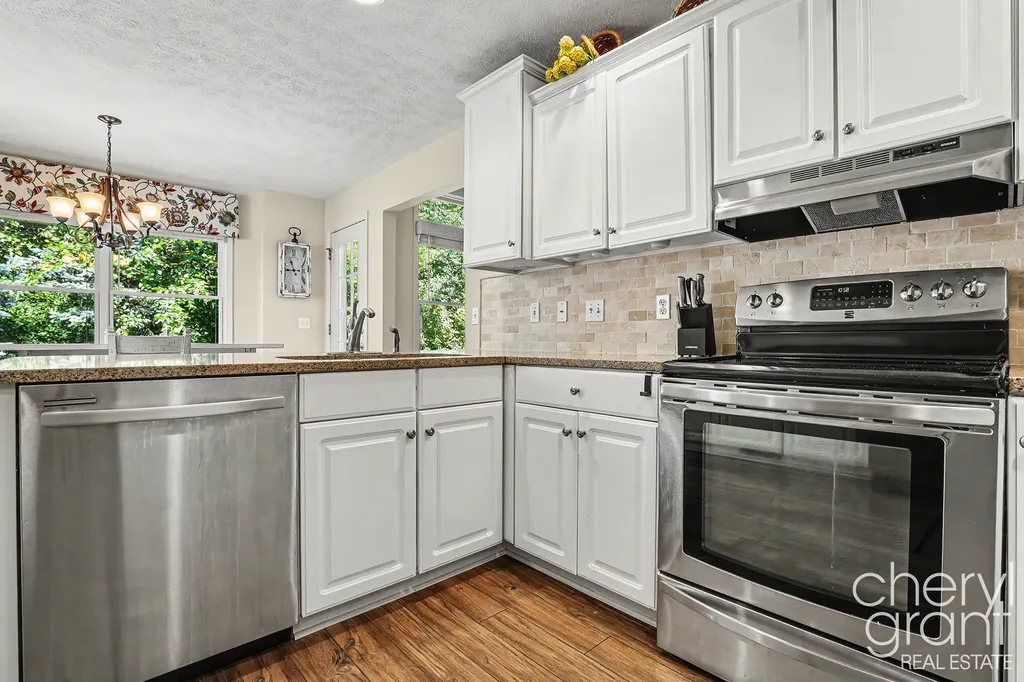 2297 Christine Court SE Cascade Charter Township MI 49546