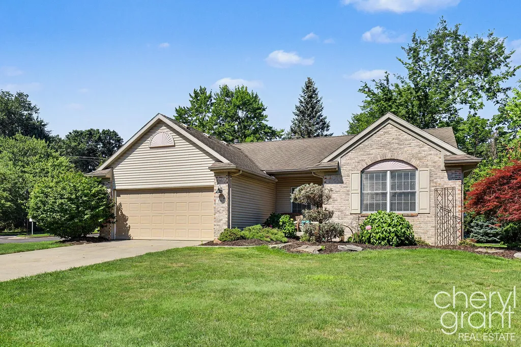 2297 Christine Court SE Cascade Charter Township MI 49546