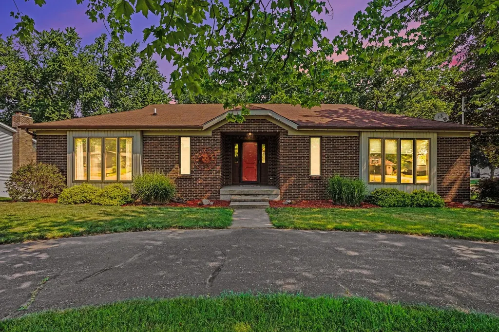 171 Sunnybrook Drive SW Georgetown Charter Township MI 49418