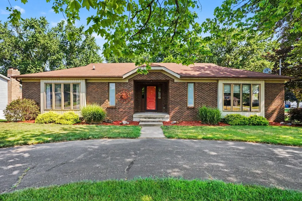 171 Sunnybrook Drive SW Georgetown Charter Township MI 49418