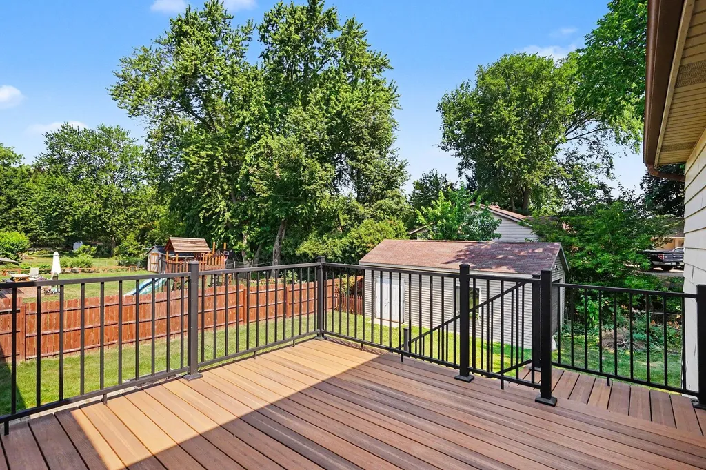 171 Sunnybrook Drive SW Georgetown Charter Township MI 49418