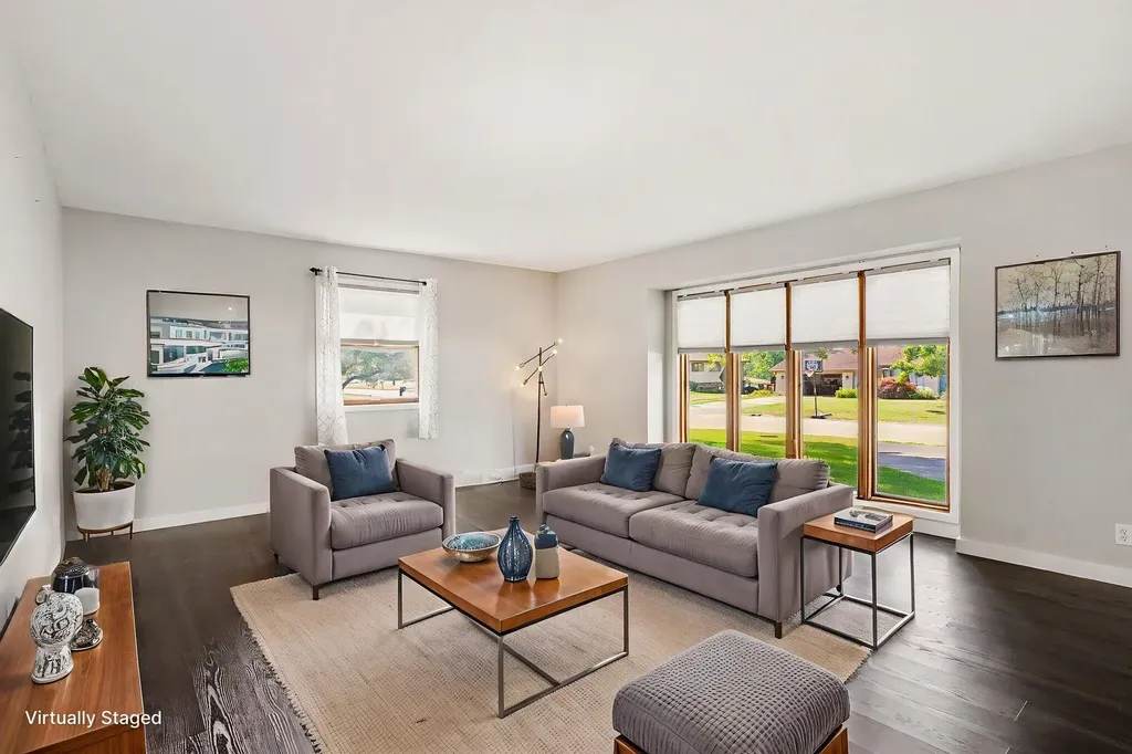 171 Sunnybrook Drive SW Georgetown Charter Township MI 49418
