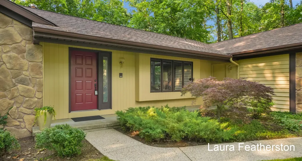 2091 Northridge Drive NE Plainfield Charter Township MI 49525