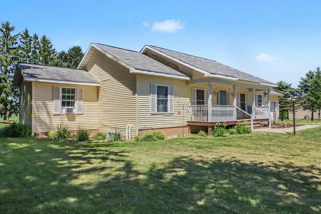 4067 W 48th Street Garfield Township MI 49412