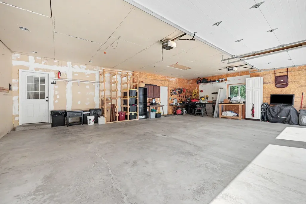 4094 Knapp Court NE Grand Rapids Charter Township MI 49525