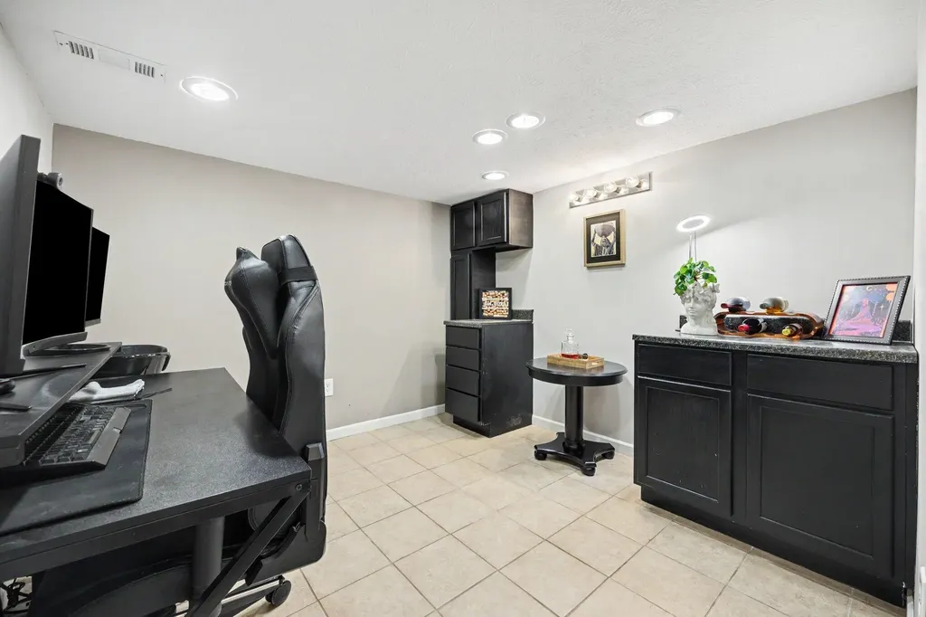 4094 Knapp Court NE Grand Rapids Charter Township MI 49525