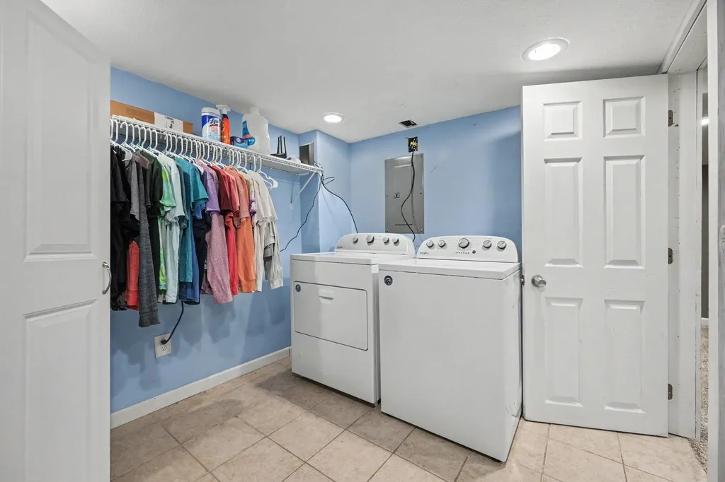 4094 Knapp Court NE Grand Rapids Charter Township MI 49525