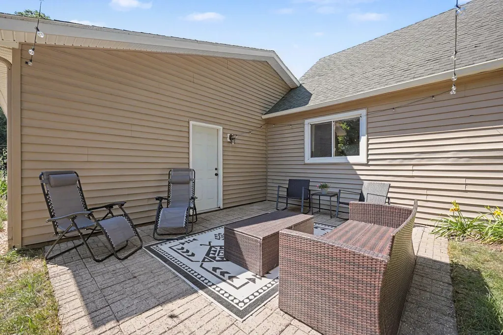 4094 Knapp Court NE Grand Rapids Charter Township MI 49525