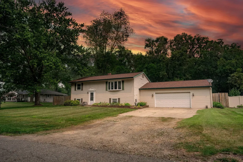 1371 Hazelwood Drive Otsego Township MI 49080