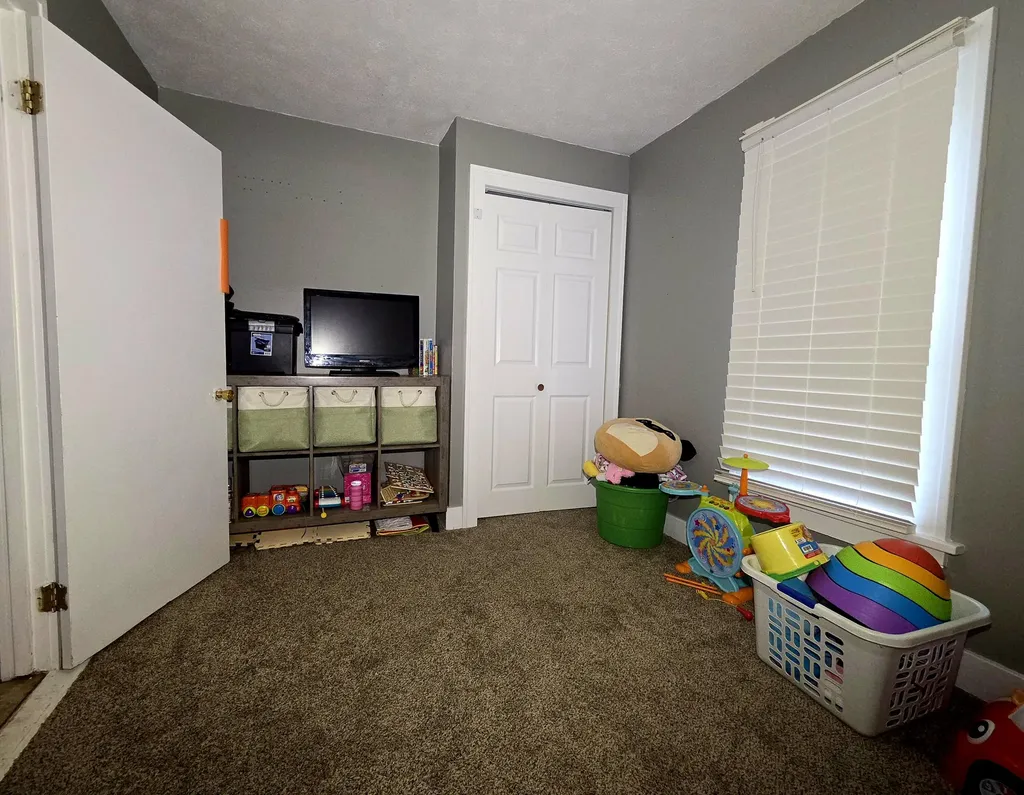 1809 Godfrey Avenue SW Wyoming City MI 49509