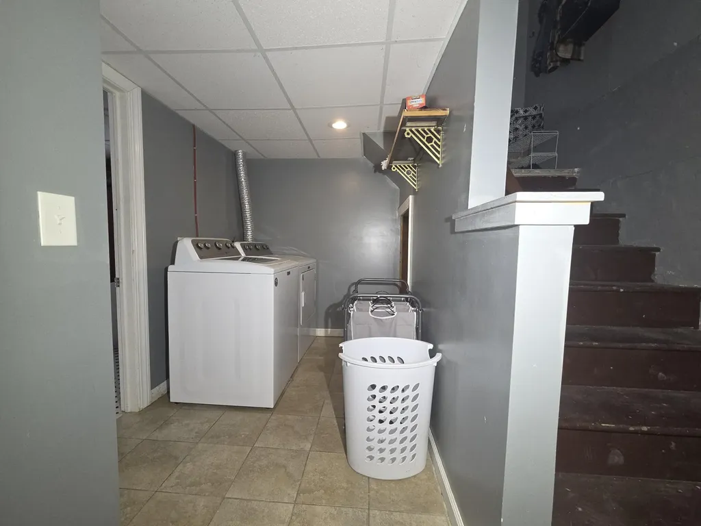 1809 Godfrey Avenue SW Wyoming City MI 49509
