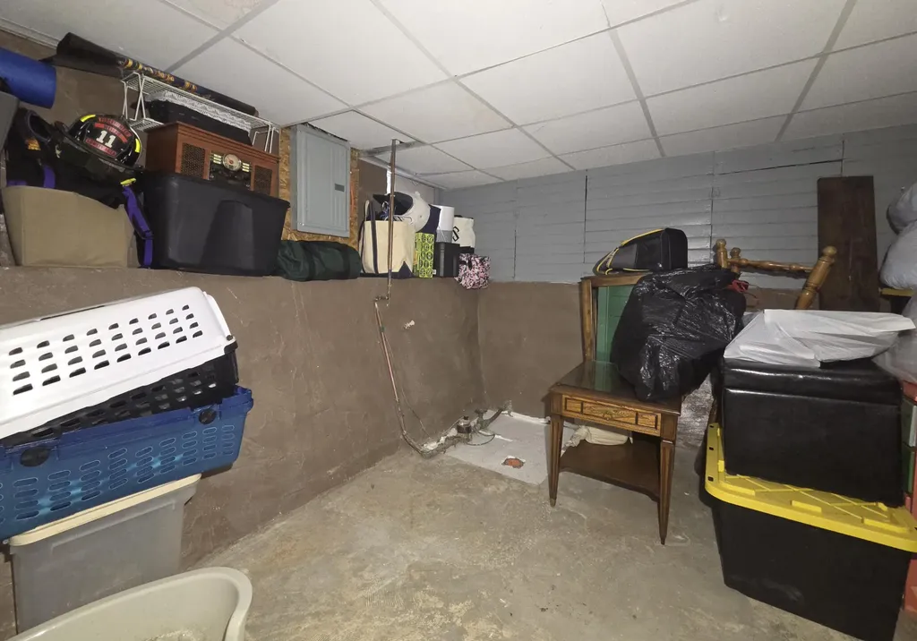 1809 Godfrey Avenue SW Wyoming City MI 49509