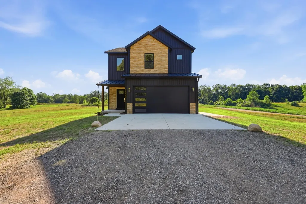 11427 Heintzelman Road NE Oakfield Township MI 49341