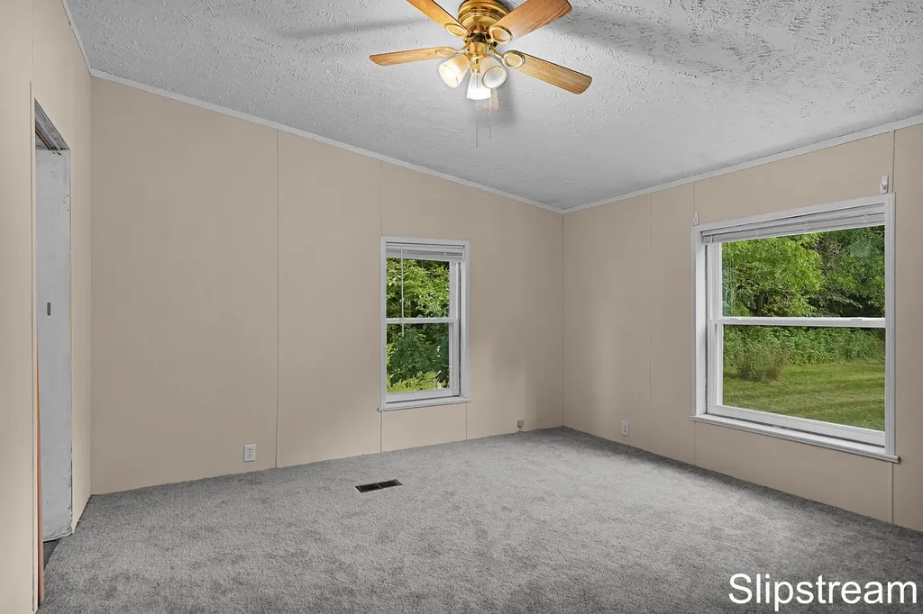5705 E Riverside Drive Unknown City MI 48851
