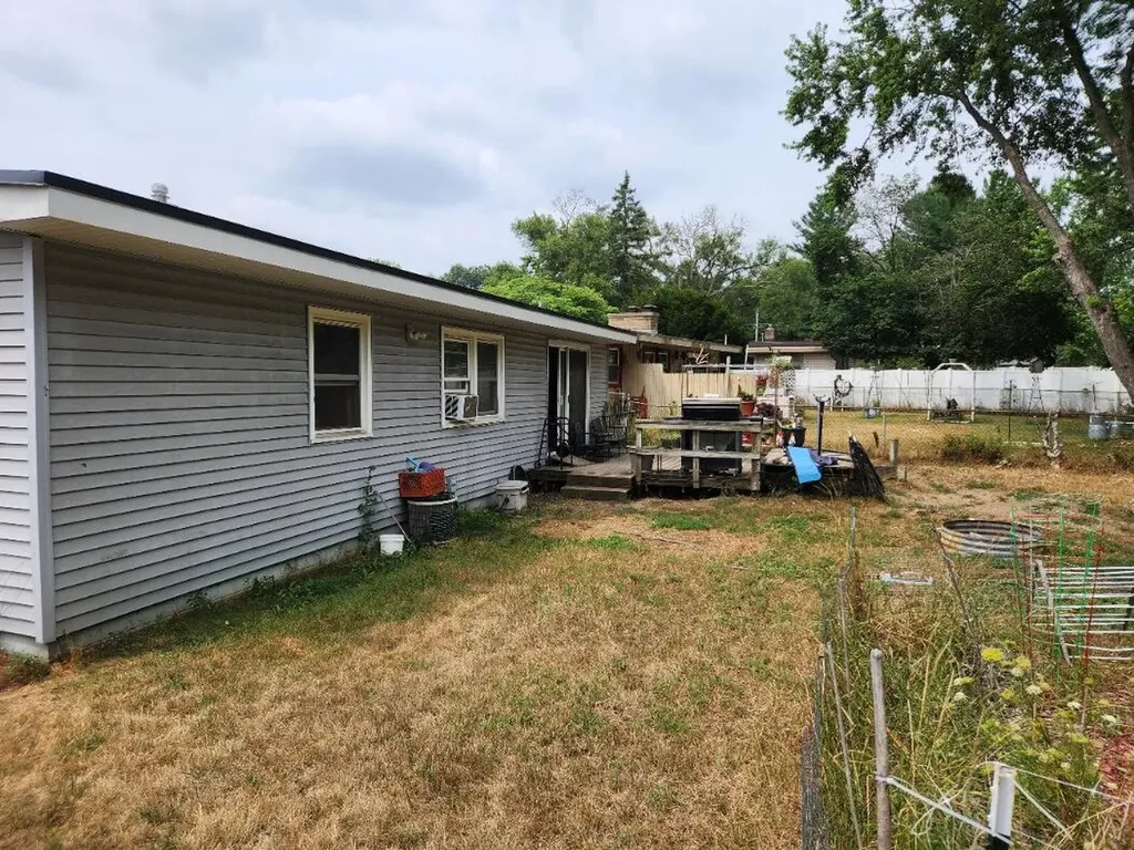 1029 Ariebill Street SW Wyoming City MI 49509