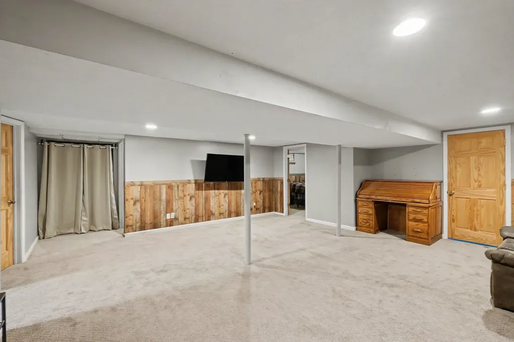 3924 Miramar Avenue NE Plainfield Charter Township MI 49525