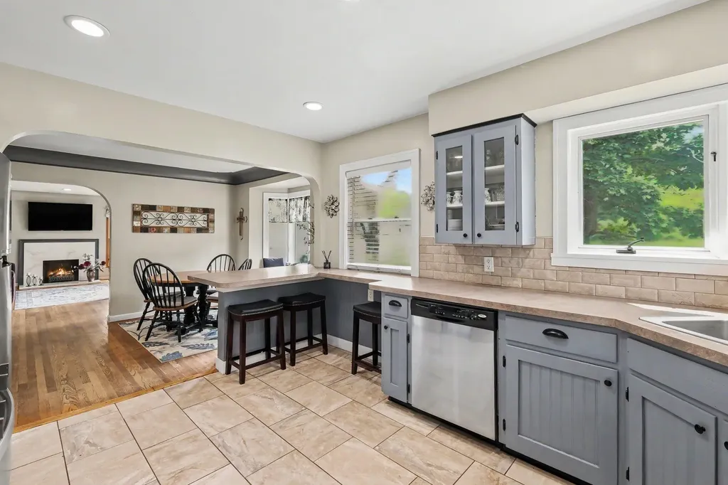 3924 Miramar Avenue NE Plainfield Charter Township MI 49525