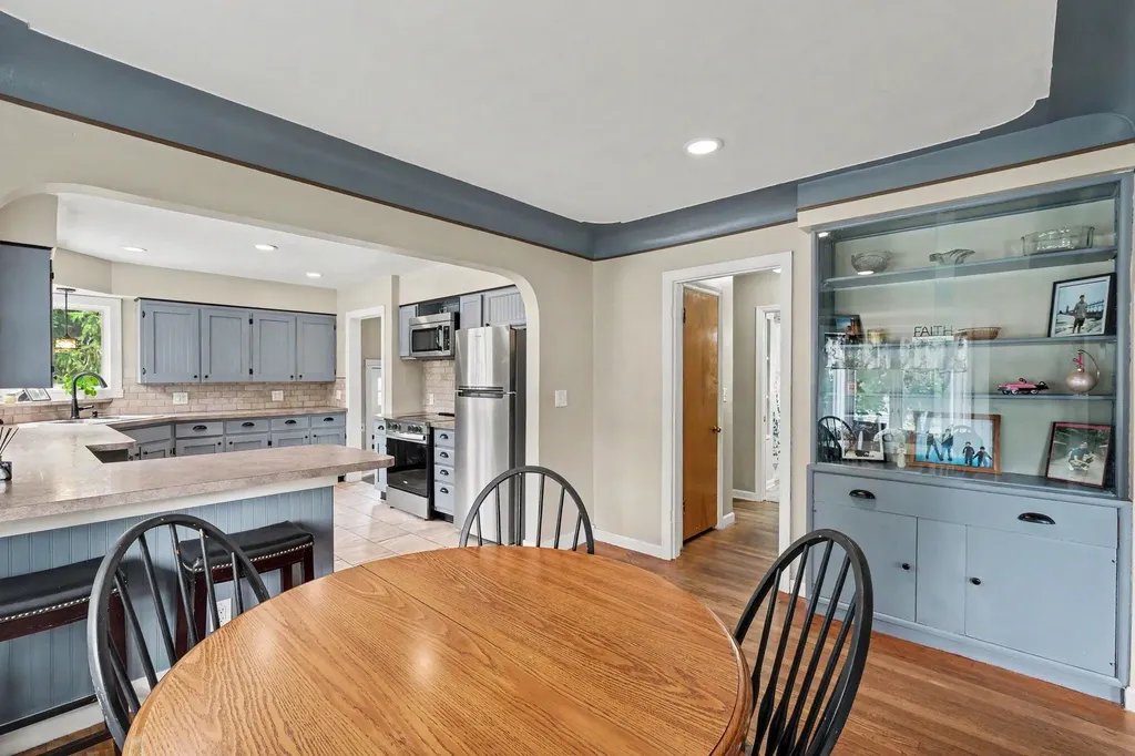 3924 Miramar Avenue NE Plainfield Charter Township MI 49525