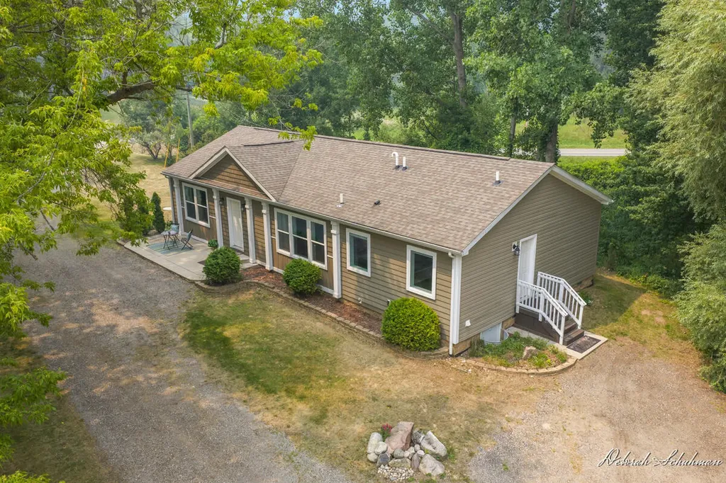 9686 10 Mile Road NE Oakfield Township MI 49341
