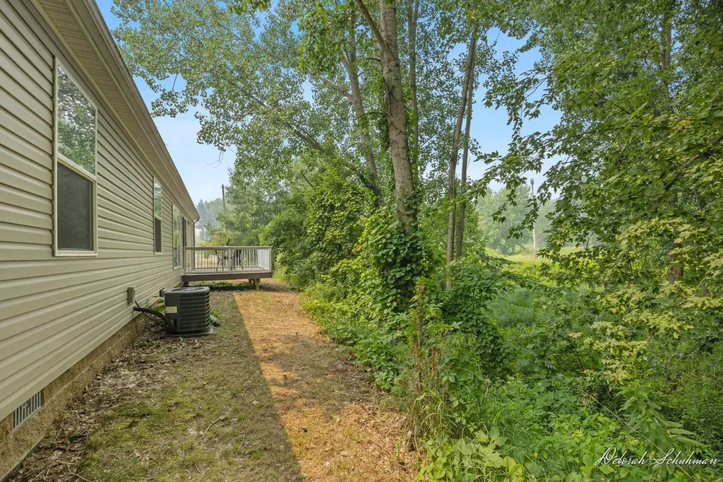 9686 10 Mile Road NE Oakfield Township MI 49341